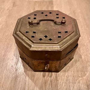 Vintage Brass Octagonal Cricket Jewelry Trinket Box w/ Handle‎ Or Incense Burner
